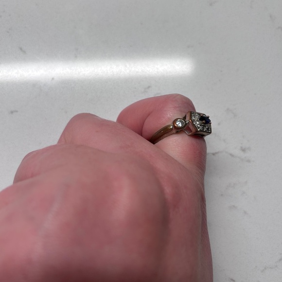 Vintage Avon Ring Size 9 - Picture 3 of 9